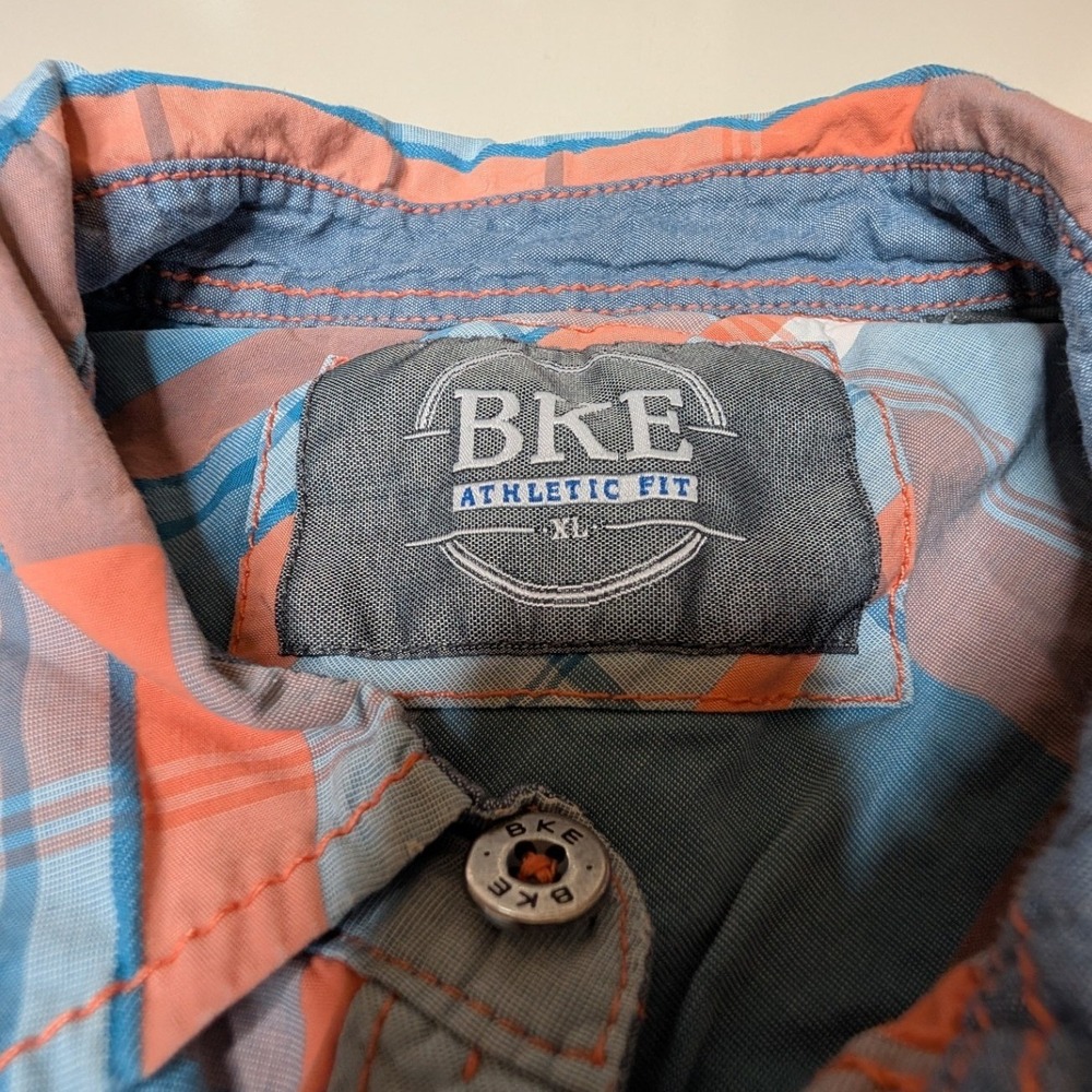 BKE Athletic Fit Mens XL Short Sleeve Plaid Button Up Shirt Blue Orange 11367NM - Picture 3 of 7